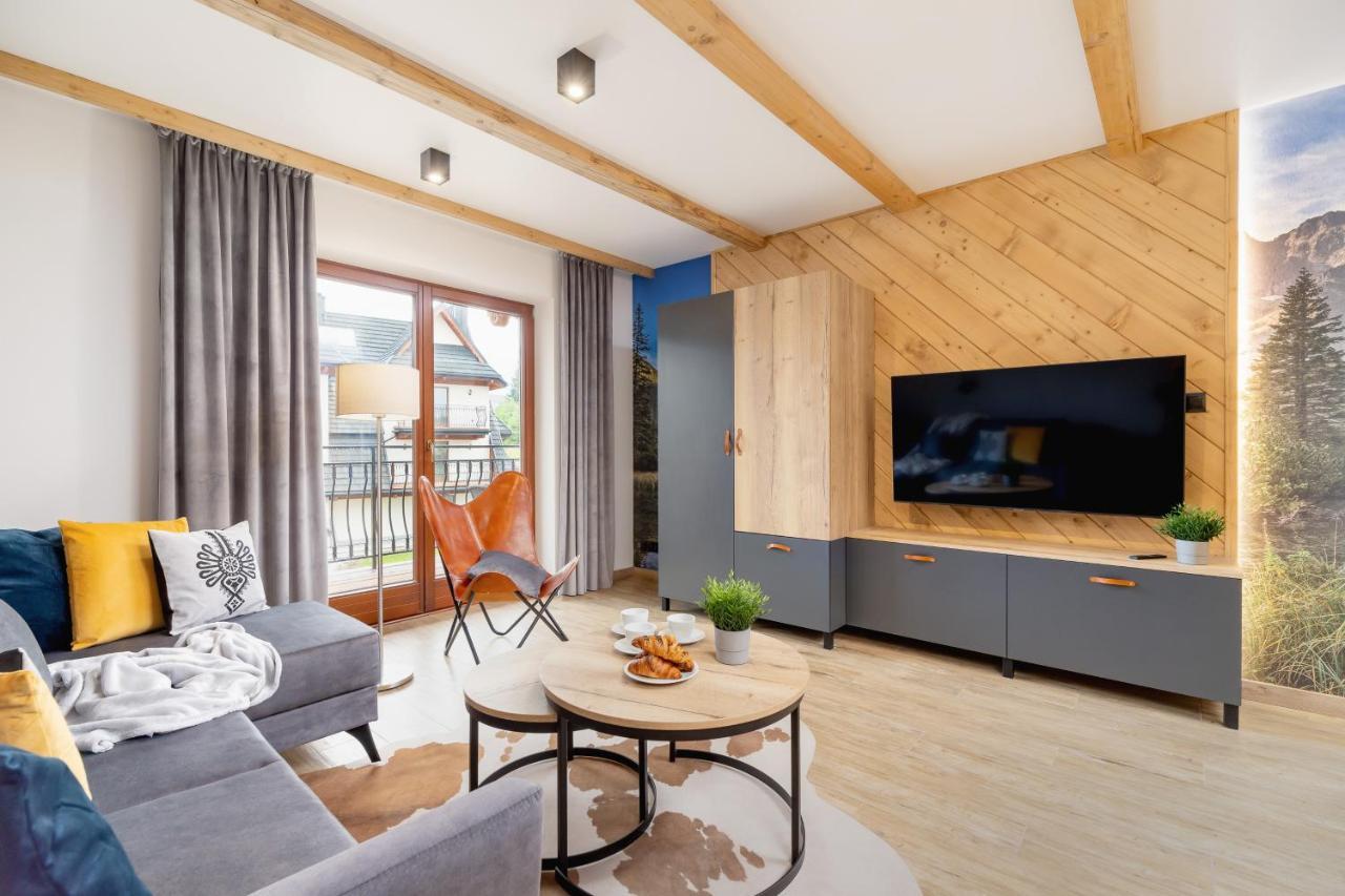 Premium Salwatorianska Mountain View By Renters Prestige Apartment