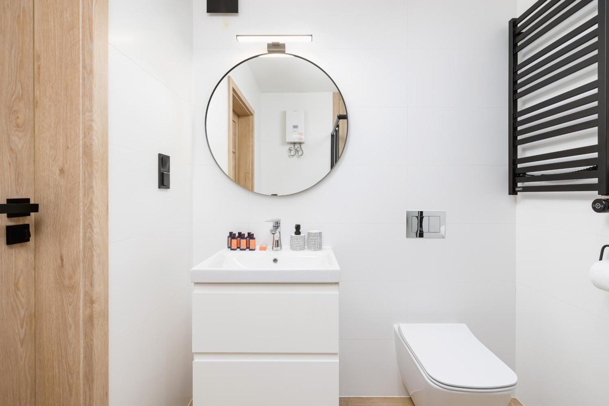 Apartment Premium Salwatorianska Mountain View By Renters Prestige *