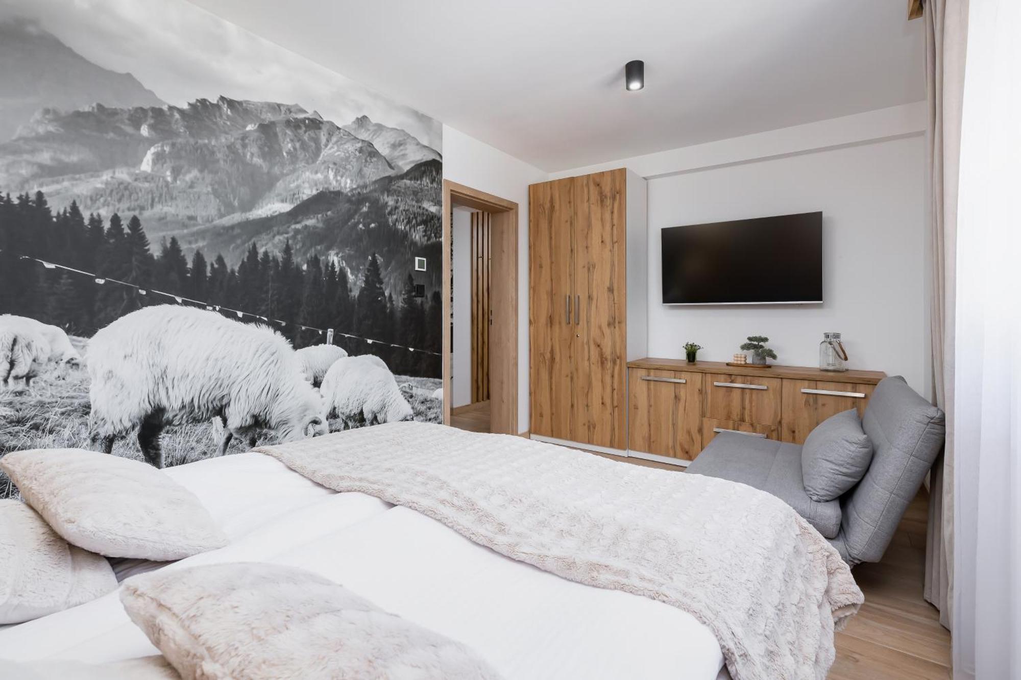 Premium Salwatorianska Mountain View By Renters Prestige *