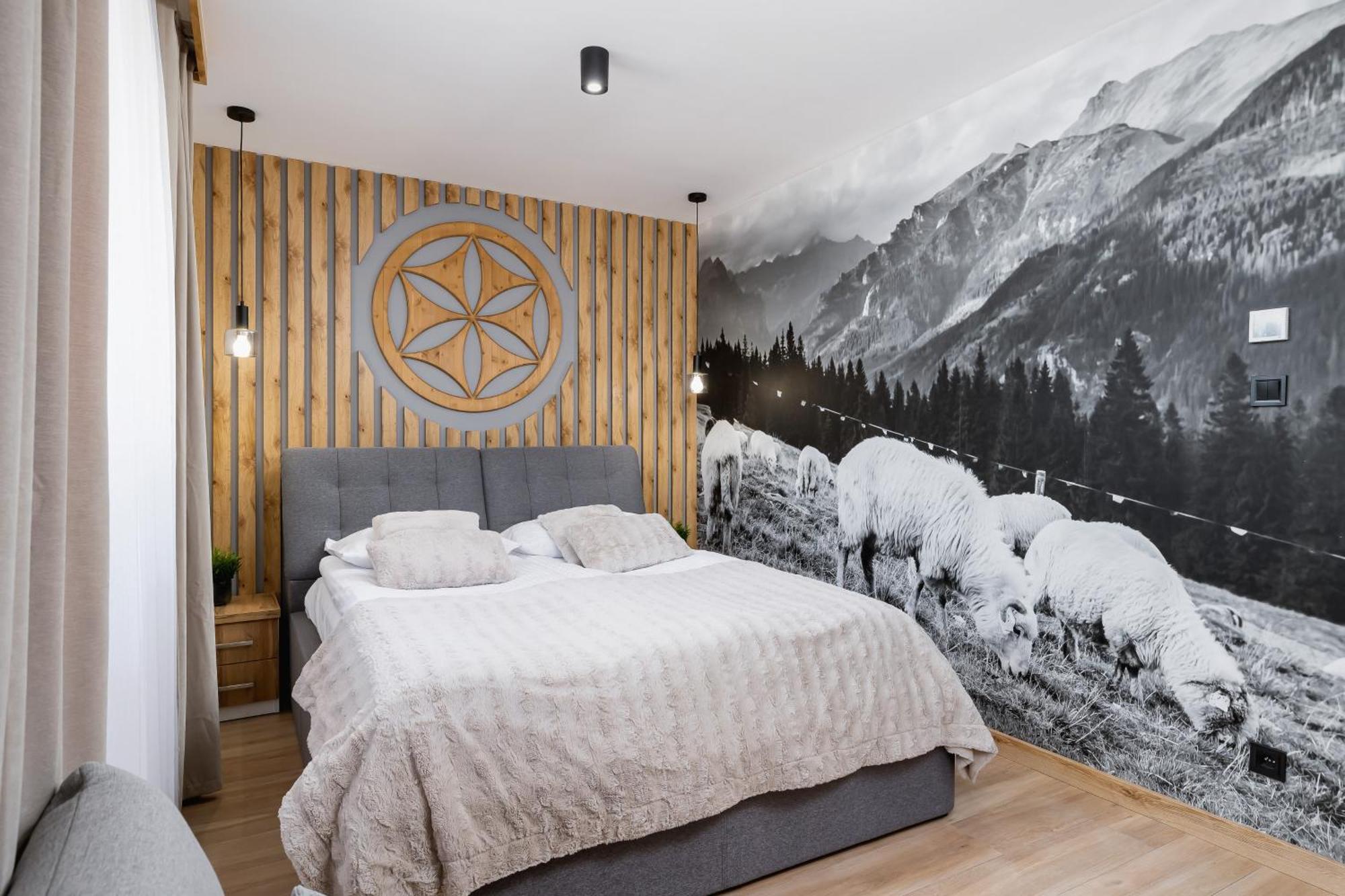 Apartment Premium Salwatorianska Mountain View By Renters Prestige