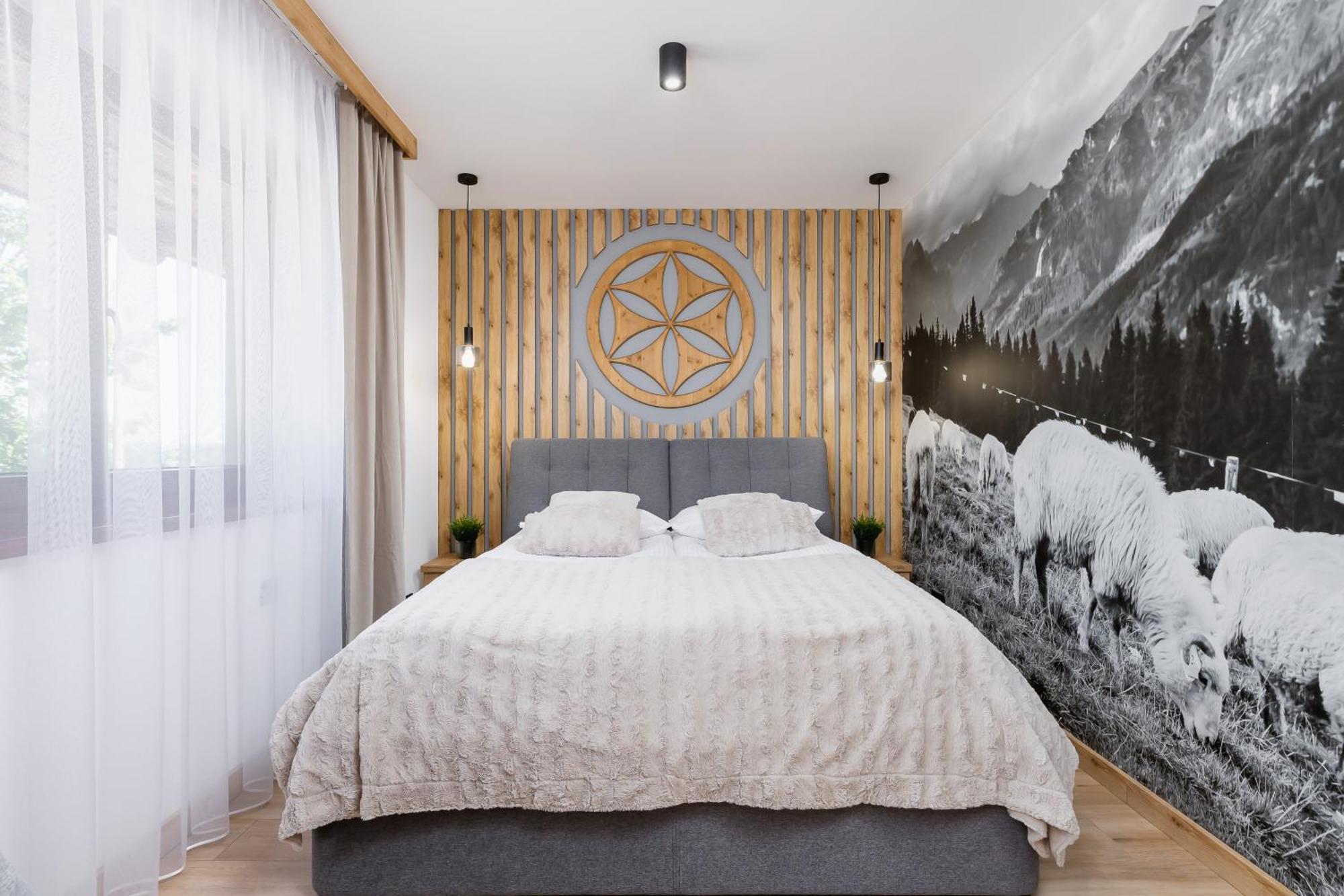 Apartmán Premium Salwatorianska Mountain View By Renters Prestige